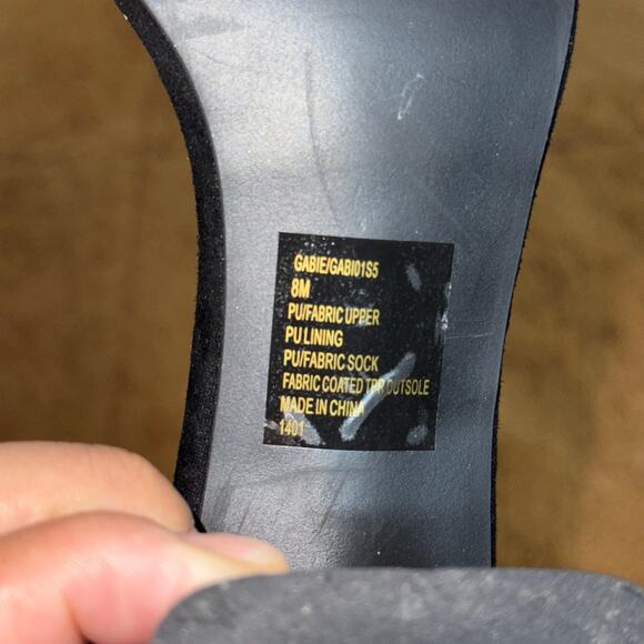 Betsey Johnson Gabie Jewel Embellished Block Heel Sandals – Size 8M - Picture 10 of 10